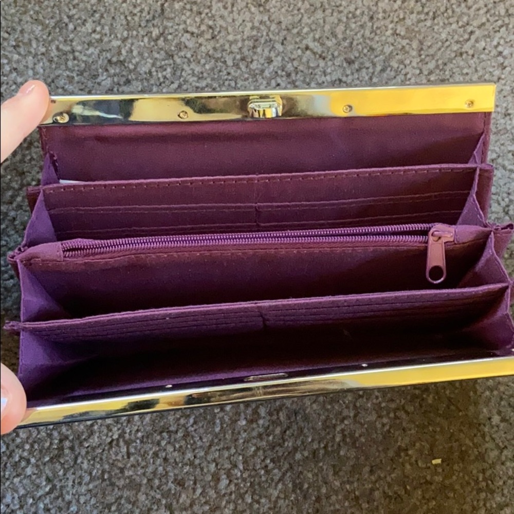 Wallet - Picture 3 of 4